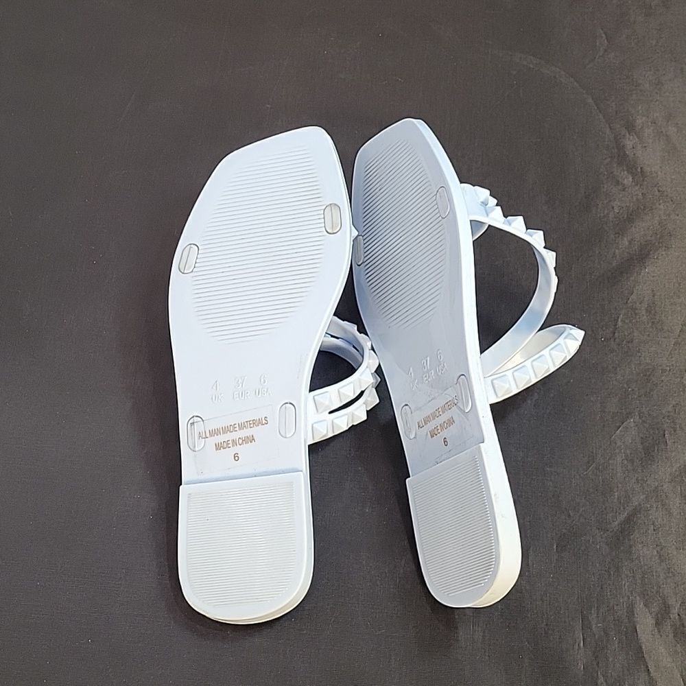 BRAND NEW WILD DIVA JELLY TRIPLE STRAP STUDDED SLIP-ON WOMEN"S SANDAL - Picture 13 of 16